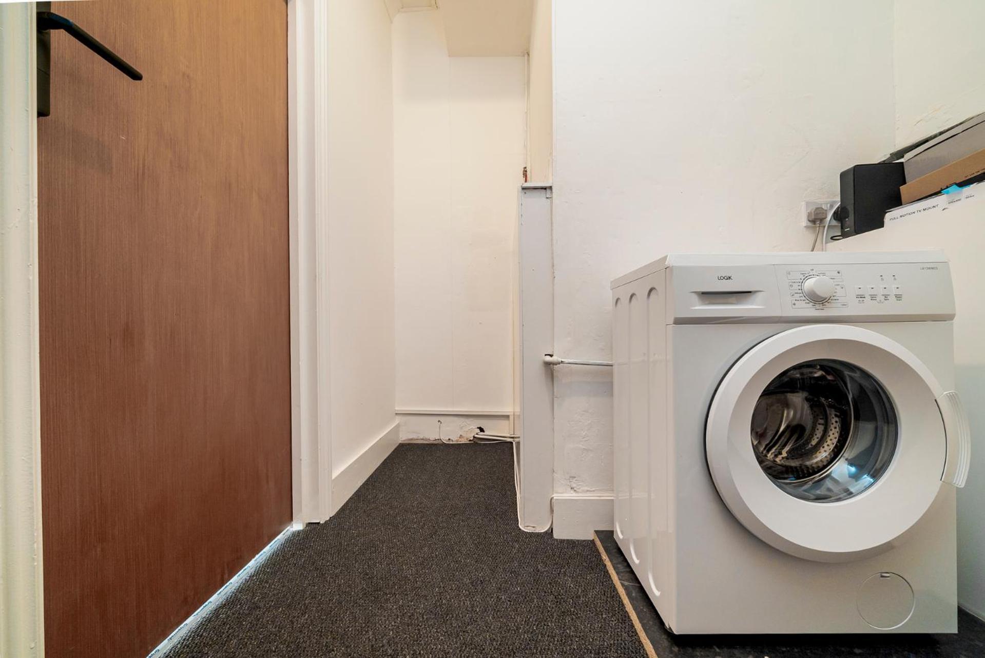 Uksas Stunning One Bedroom Flat Free Parking Londra